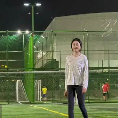 方磊云